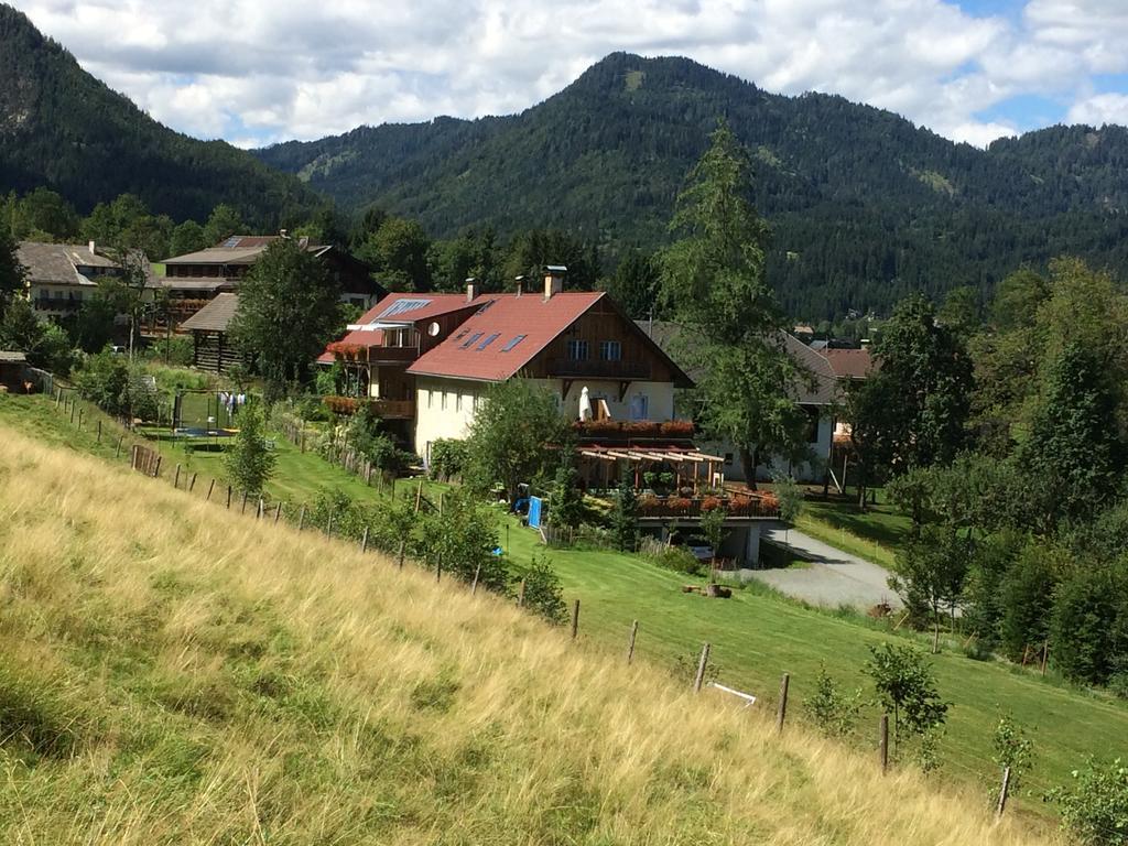 Landhof Schober Appartementen ไวสซ์บริอาค ภายนอก รูปภาพ